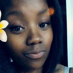 Meet your Posher, Kisha